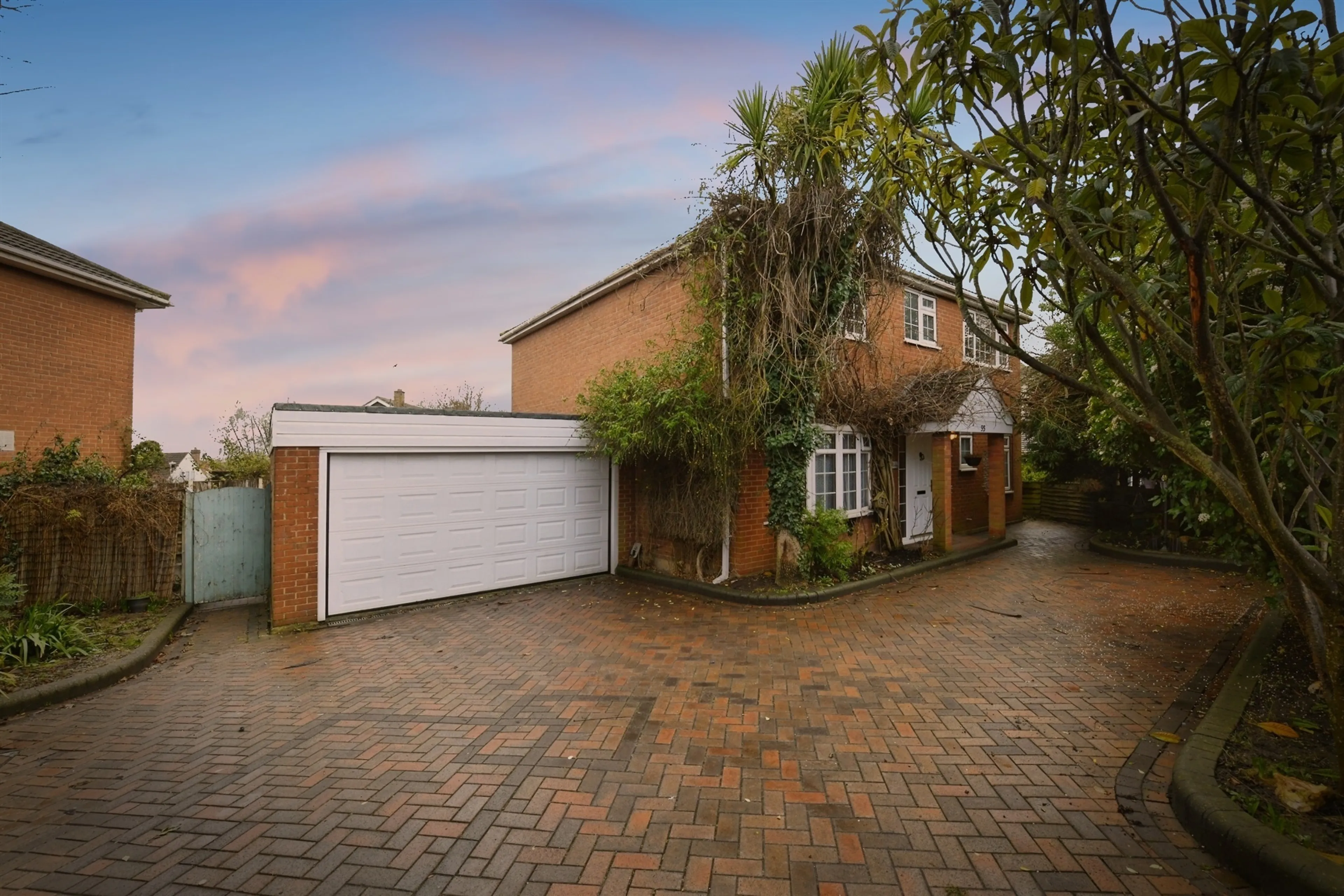 Property photo 0