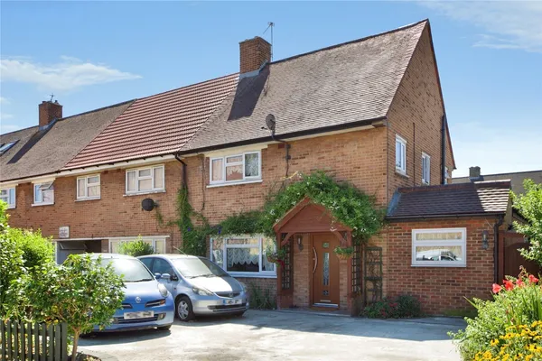 Masons Road, Enfield, EN1