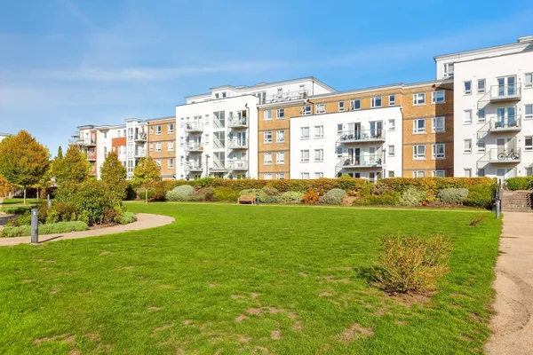 Grebe Way, Maidenhead, Berkshire, SL6