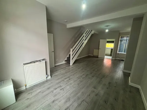 Pinnington Road M18