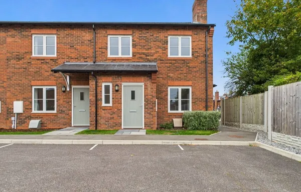 Aldersey Oaks Grove, Newton-by-Tatten...