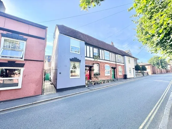 Bocking End,Braintree, CM7 9AA