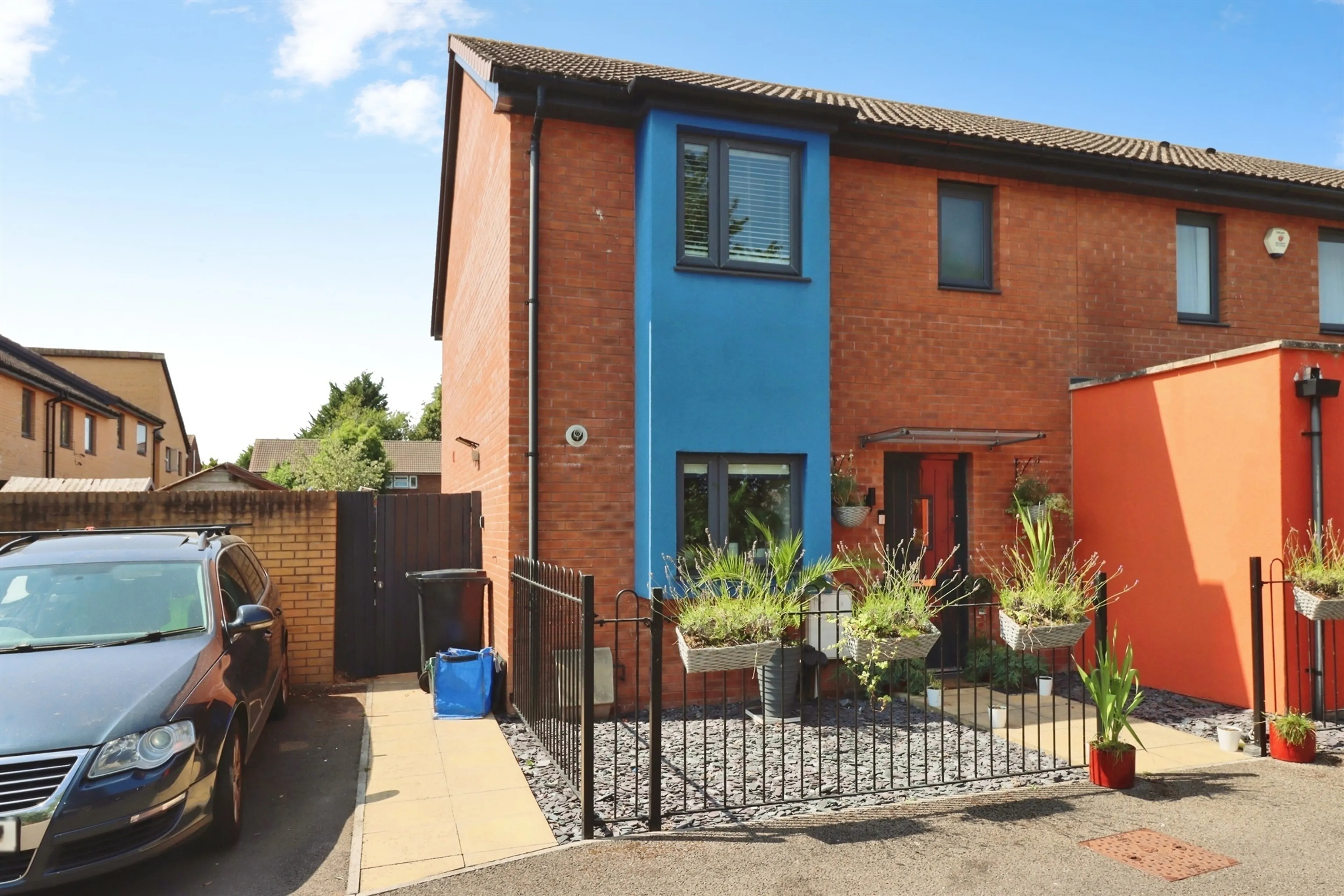 Property photo 0