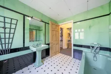 Court Road, London, SE9 photo 9