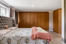 Heathfield Road, Bushey, WD23 photo 14
