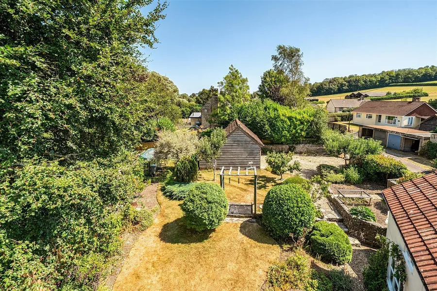 Property Image 9