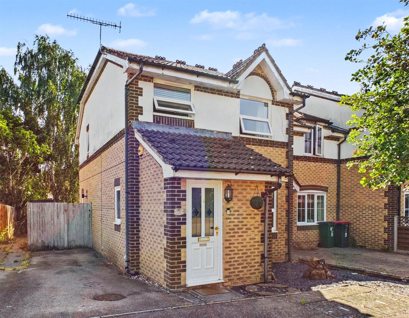Goddard Close, Maidenbower Image 1