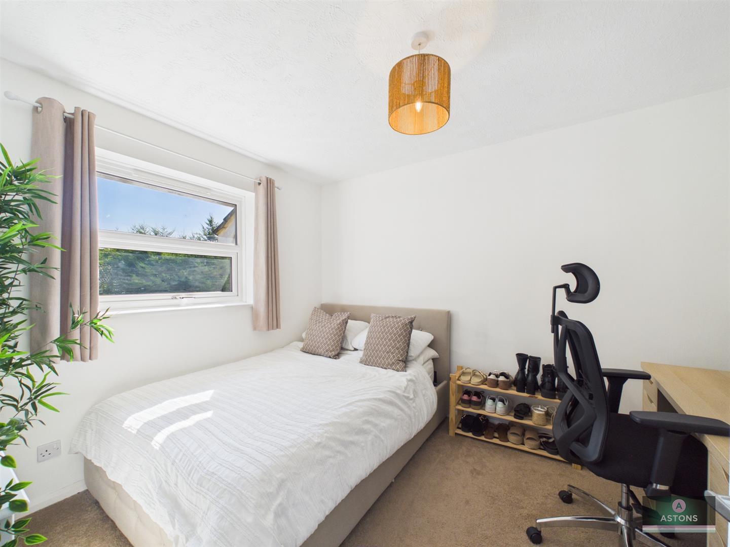 Goddard Close, Maidenbower Image 15