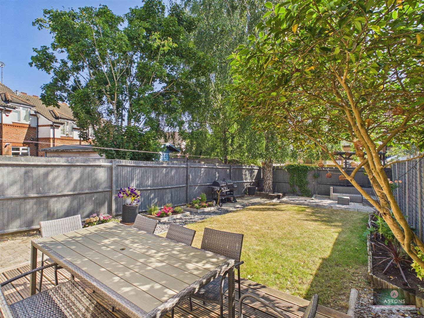 Goddard Close, Maidenbower Image 19