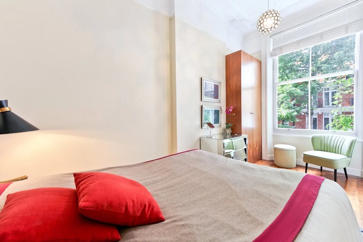 Cheniston Gardens, Kensington, London, W8