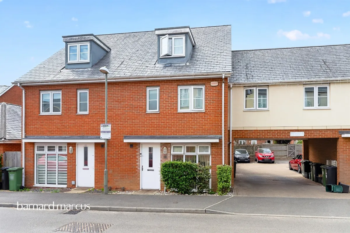 Parritt Road, Redhill