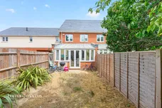Parritt Road, Redhill