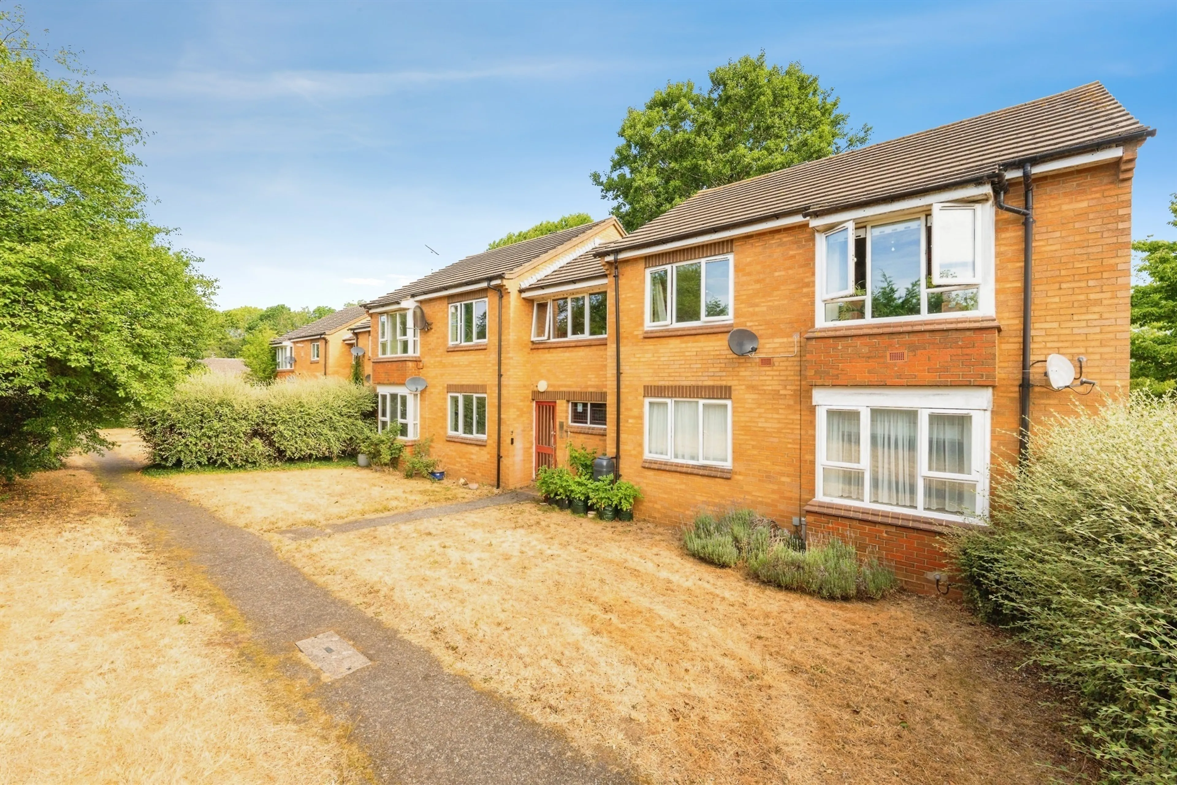 Property photo 0