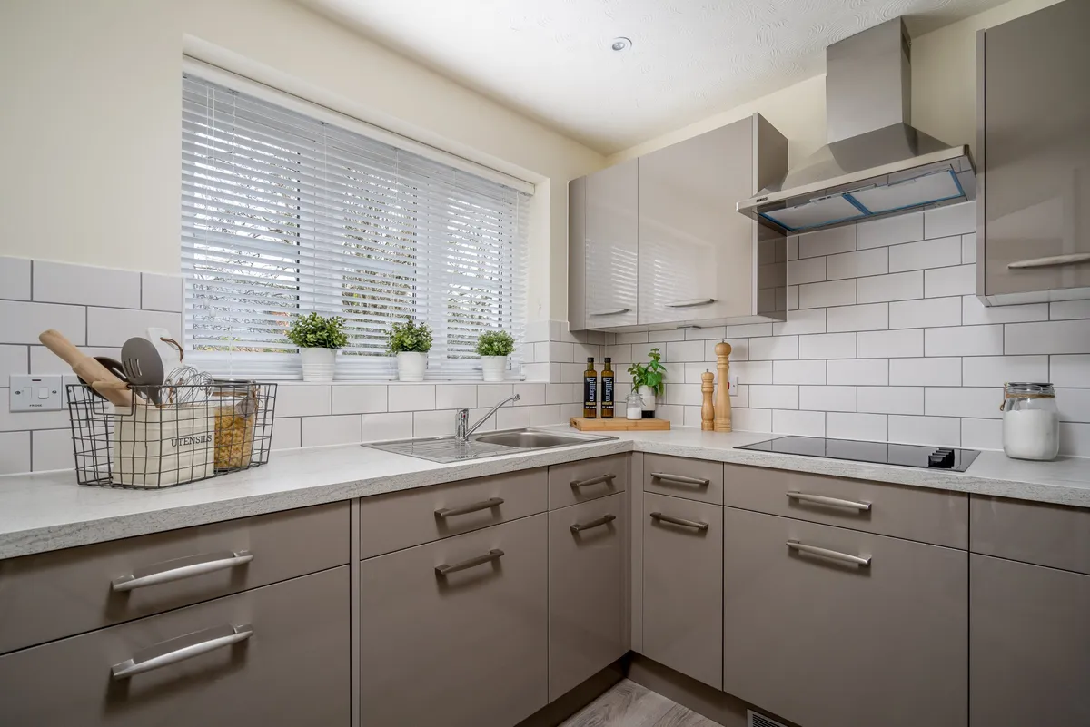 Leatherhead Road, Ashtead, KT21