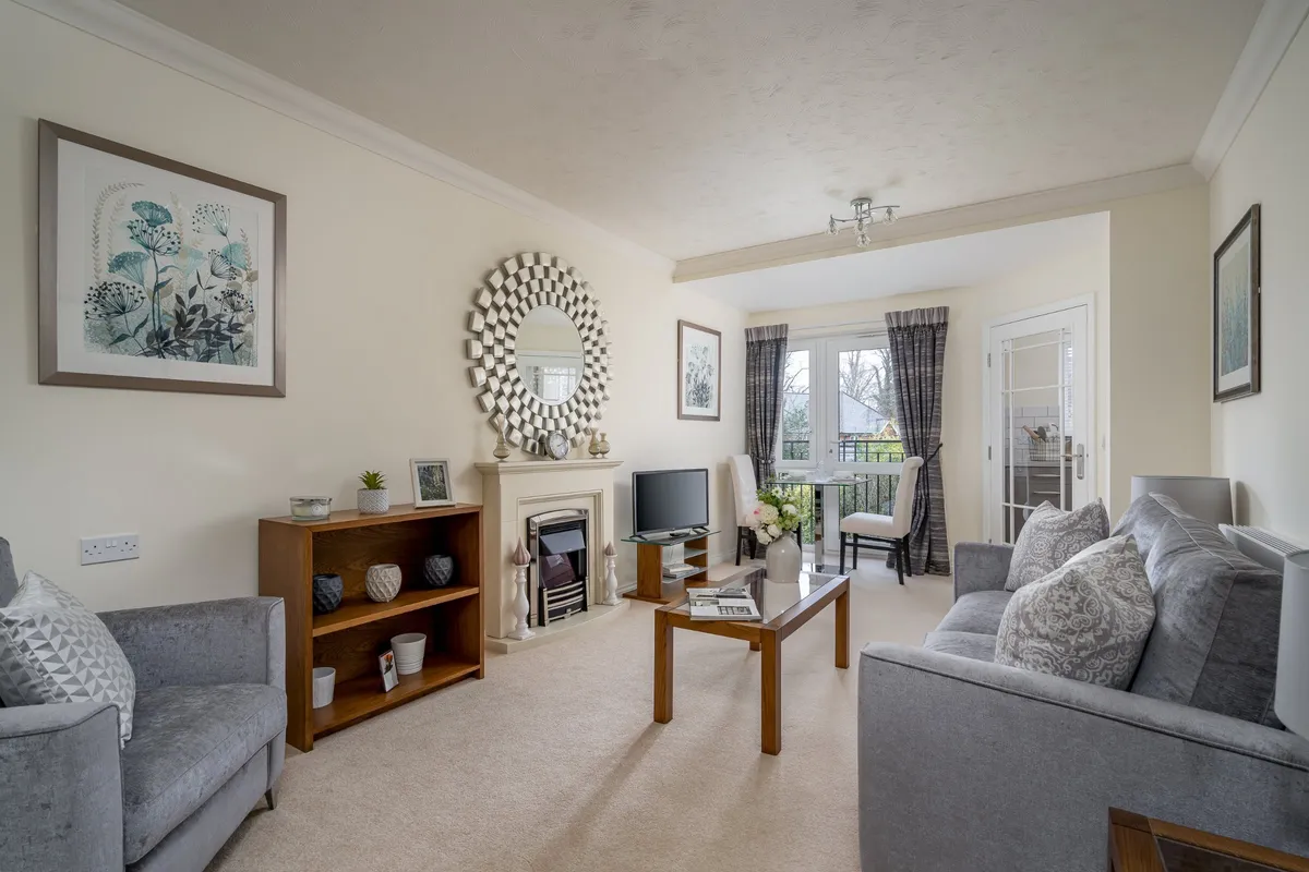 Leatherhead Road, Ashtead, KT21