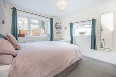 Cumberland Close, Twickenham, TW1 photo 5