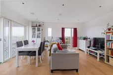 Maud Street, E16 photo 9