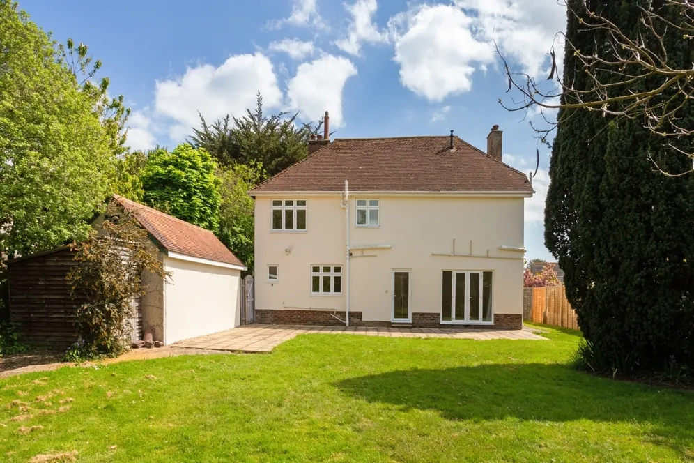 Barrack Lane Aldwick PO21 photo 10