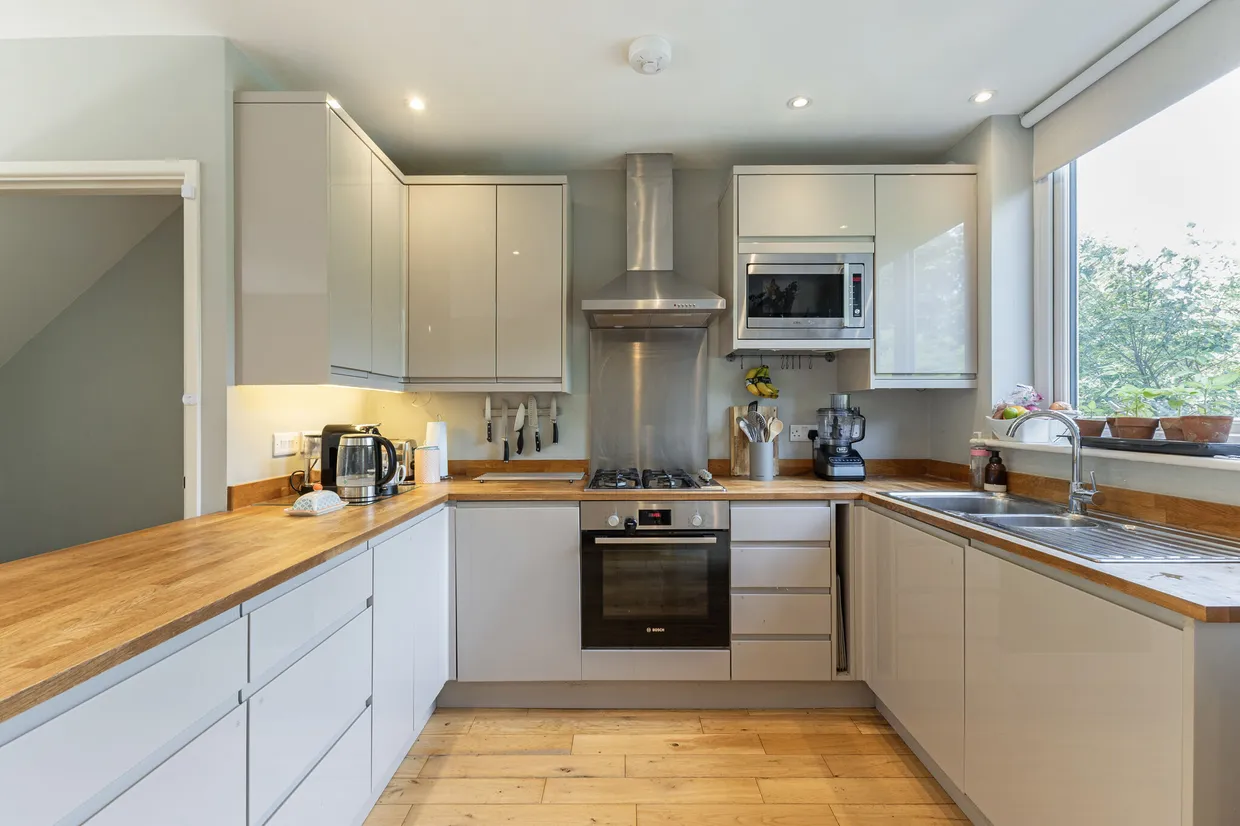 Half Moon Lane, London, SE24 photo 2