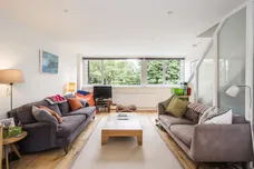 Half Moon Lane, London, SE24 photo 3