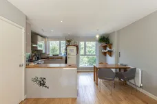 Half Moon Lane, London, SE24 photo 11