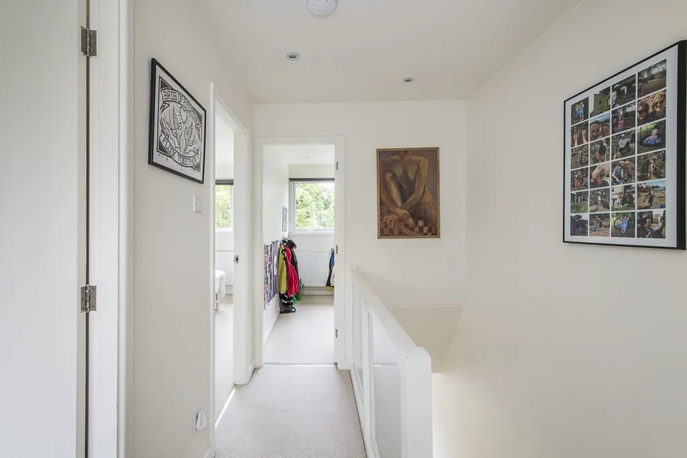 Half Moon Lane, London, SE24 photo 12