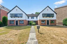 Grove Road, Sutton
