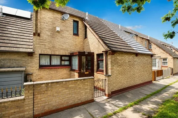 Broomfields Place, Basildon