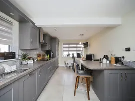 Leycroft Grove, TAUNTON thumb 3