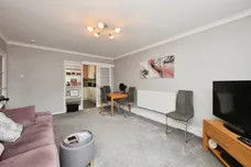 Admirals Walk, Hoddesdon