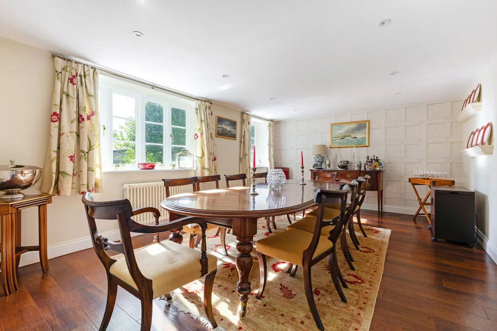Shalden, Alton, GU34 photo 4