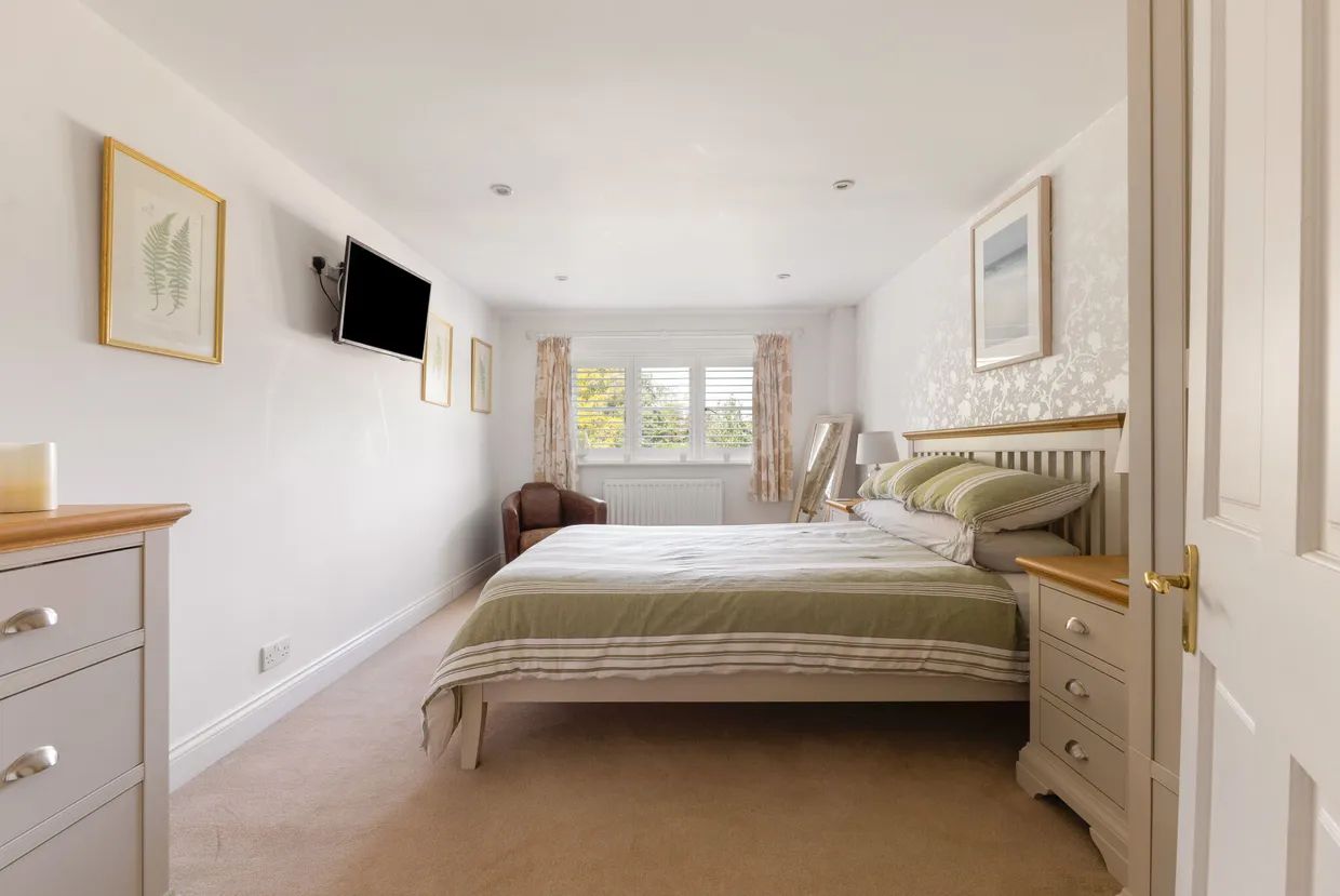 Shalden, Alton, GU34 photo 13