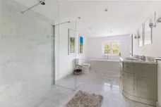 Shalden, Alton, GU34 photo 14