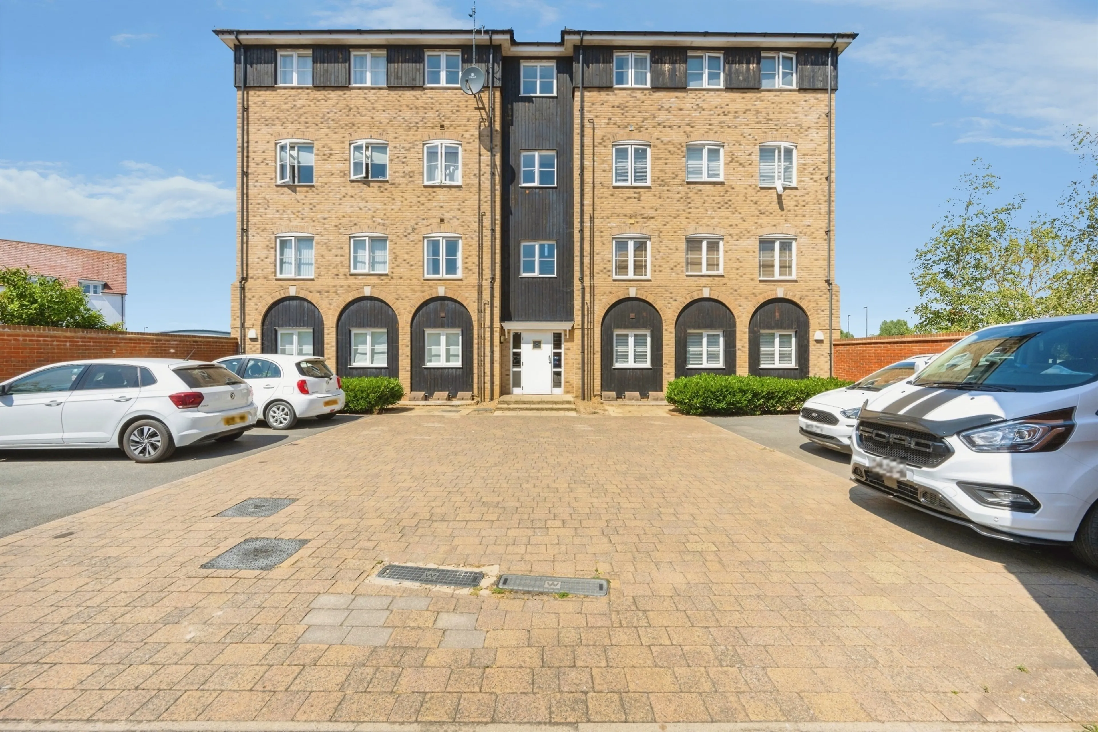 Property photo 0