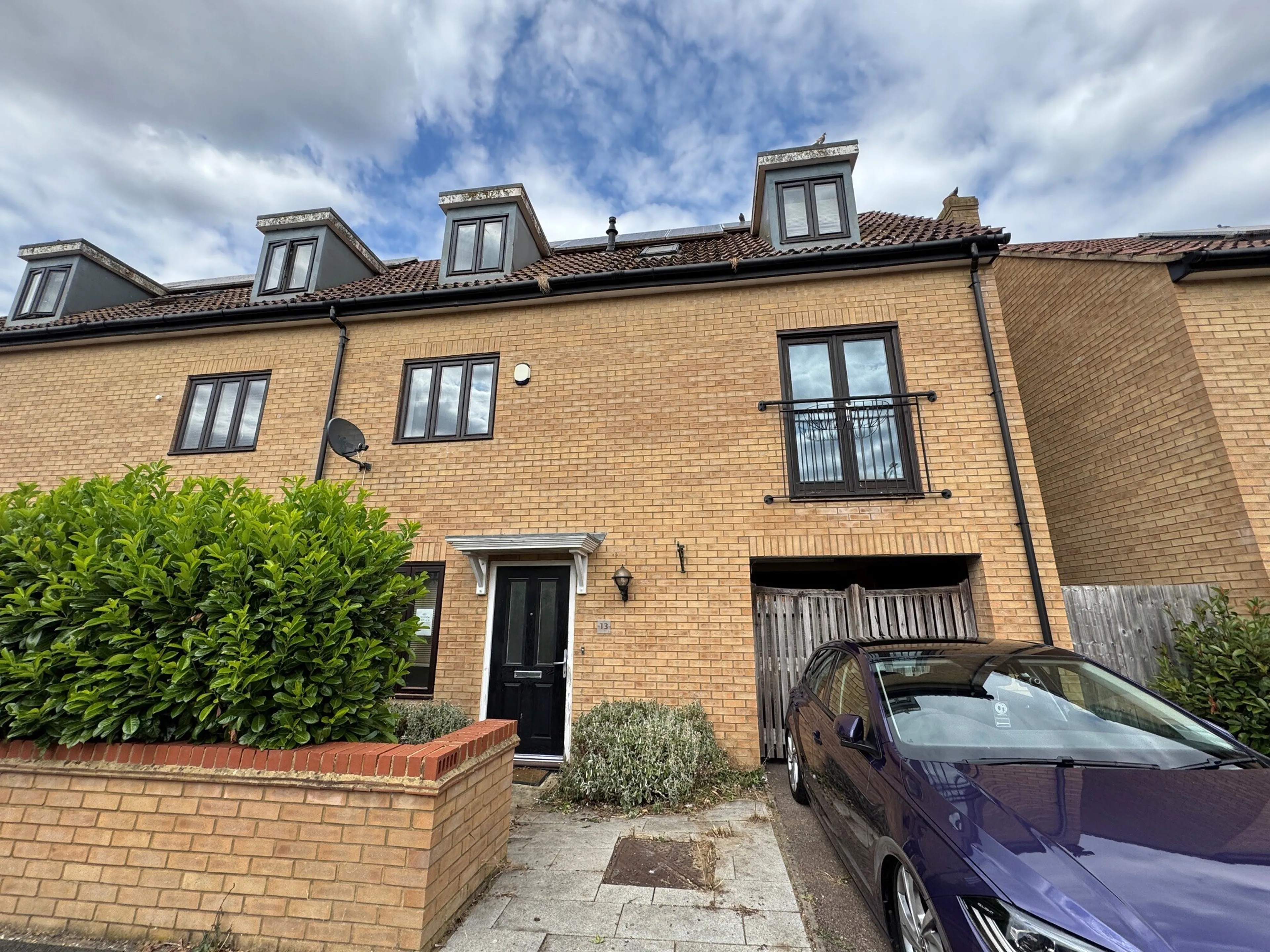 Property photo 0