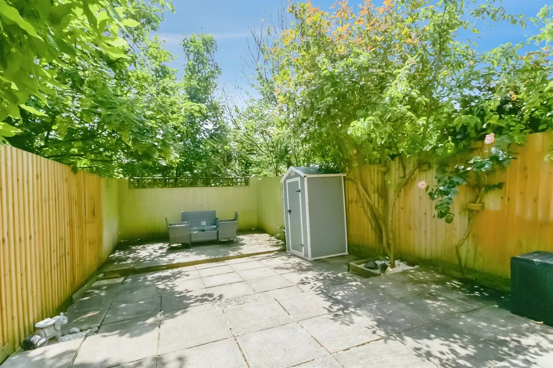 Property photo 33