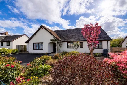 Temple Bar, Felinfach, Lampeter, SA48