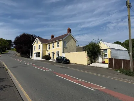 Rectory Square, New Quay, SA45