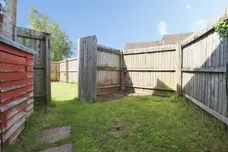 Manor Chase, Beddau, Pontypridd