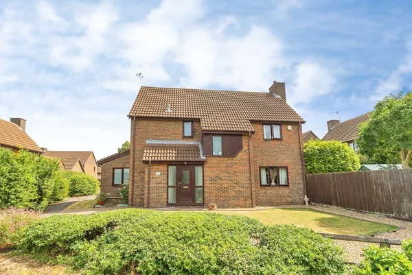 Wood Lane, Great Linford, Milton Keyn...