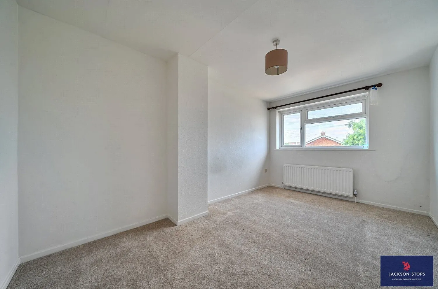 Blackthorn Grove, Woburn Sands, MK17 photo 7