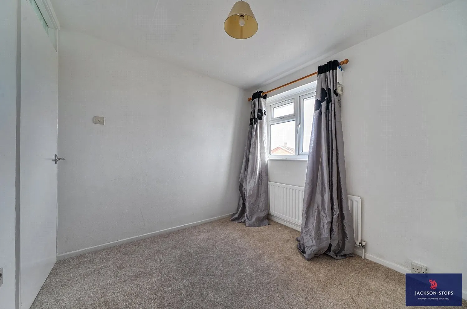 Blackthorn Grove, Woburn Sands, MK17 photo 8