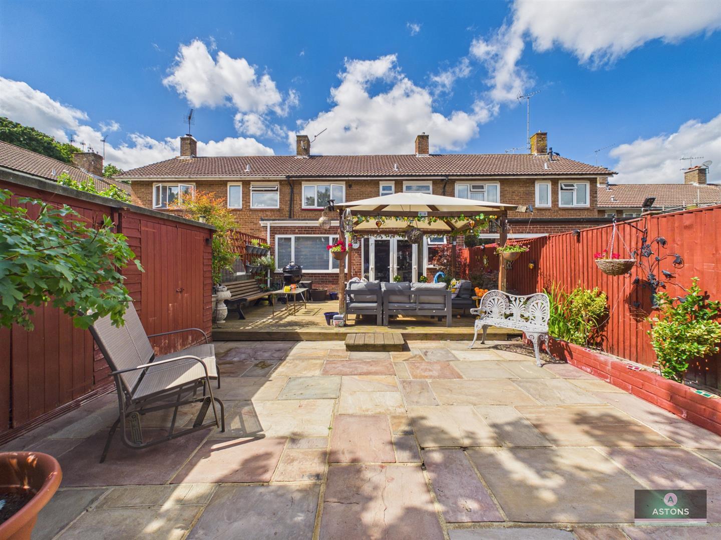 Treyford Close, Crawley Image 2