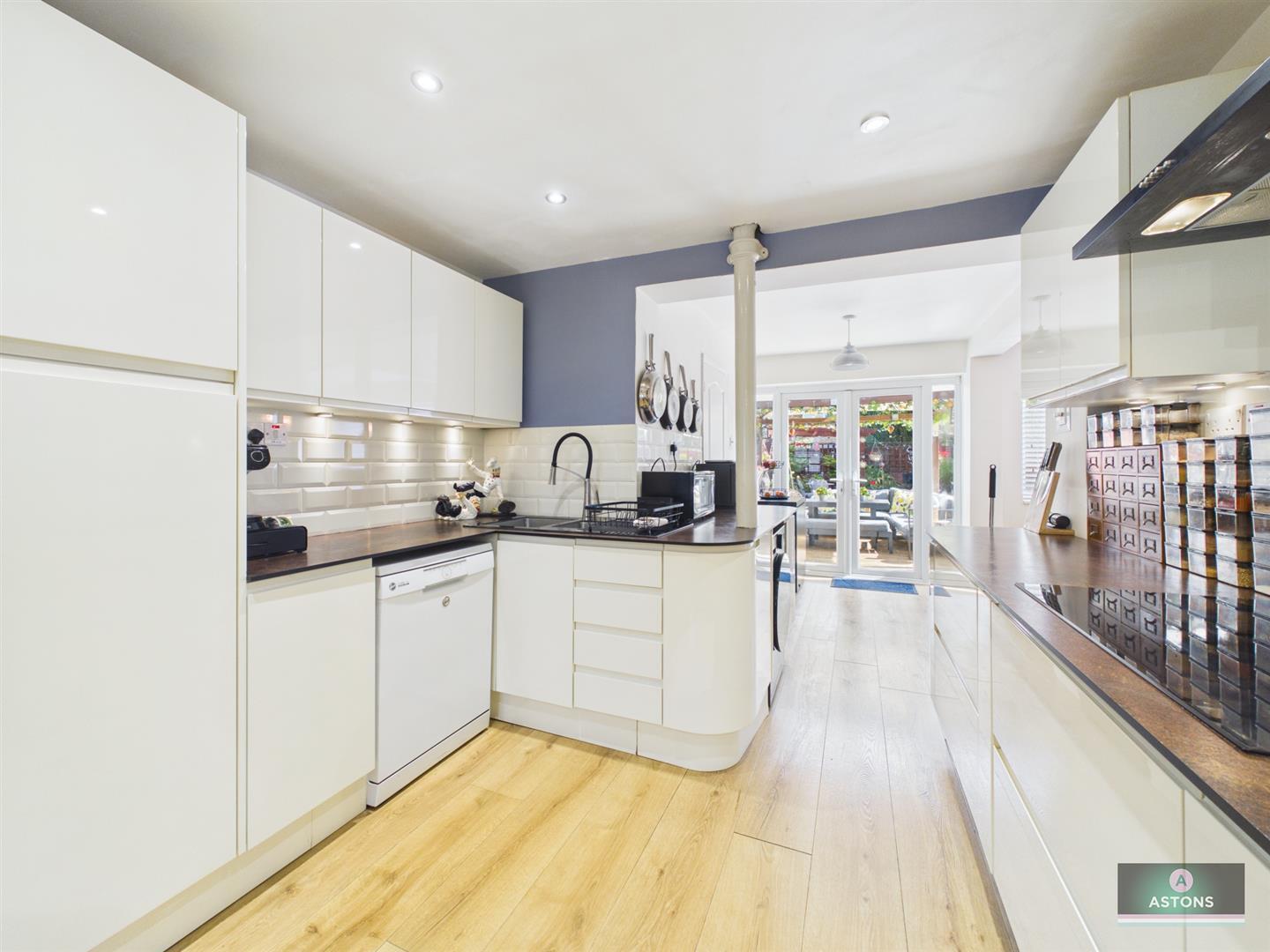 Treyford Close, Crawley Image 7