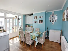 Grove Avenue, Gosport thumb 3