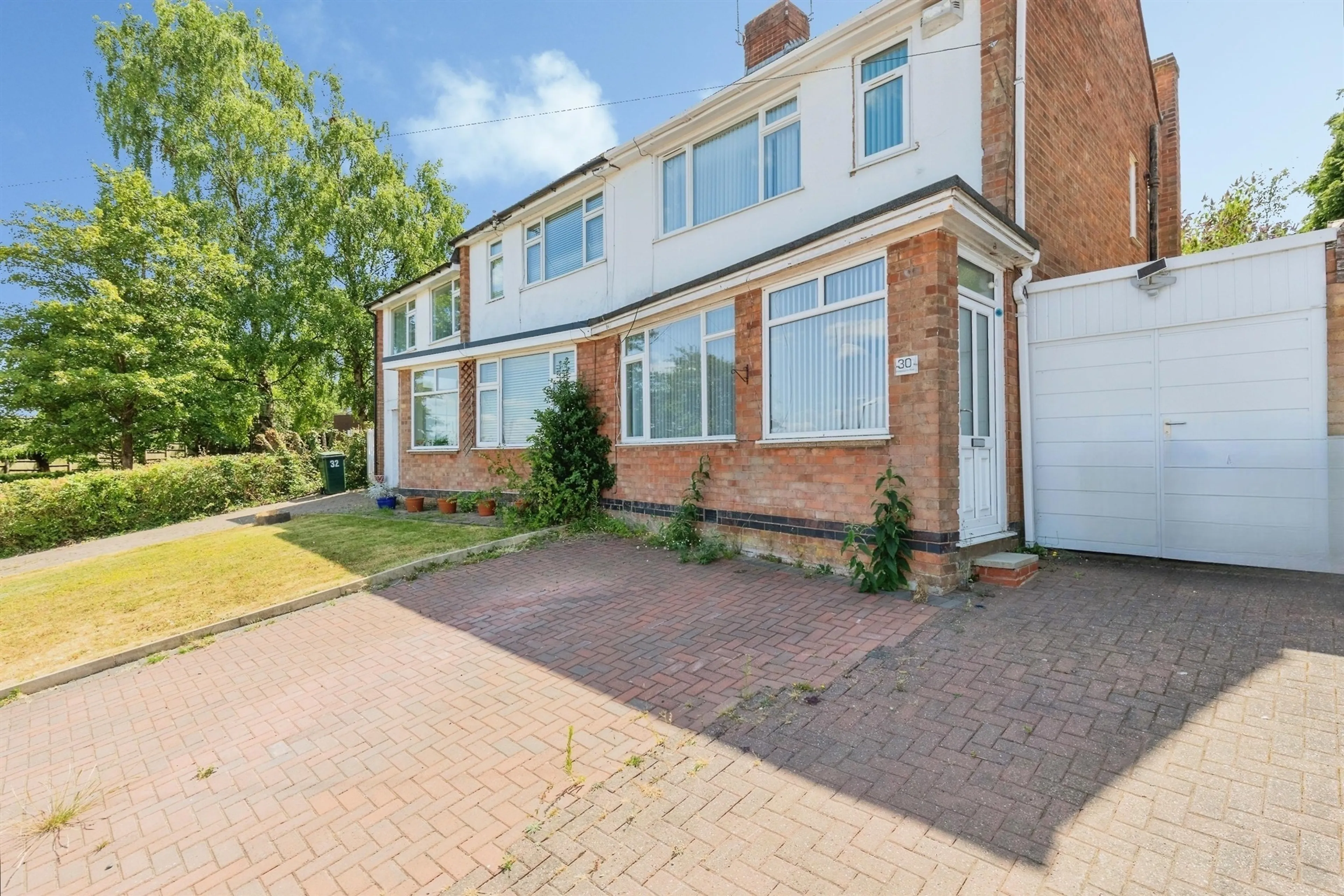 Property photo 0