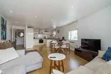 Holland Gardens, Brentford, TW8 photo 3