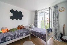 Holland Gardens, Brentford, TW8 photo 7