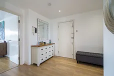 Holland Gardens, Brentford, TW8 photo 11