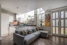 Burston Road, London, SW15 photo 3